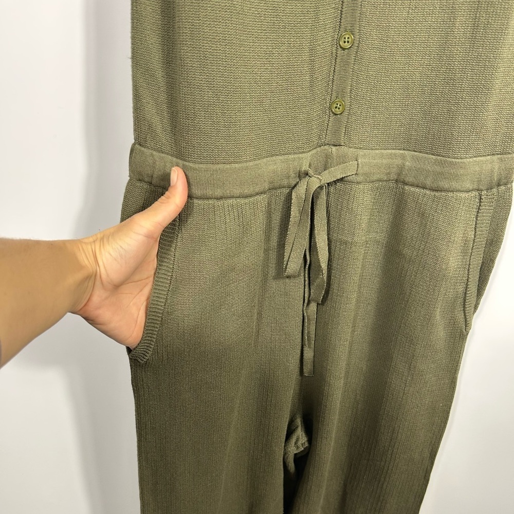 NEW REVOLVE Lovers+Friends Olive Green Knit Ida Jumpsuit Size S - Picture 11 of 14